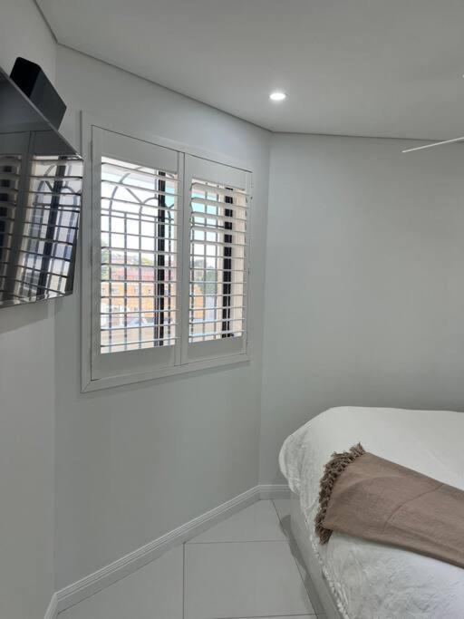 Bondi Beach Waves Beachfront Apartment Sydney Exterior foto