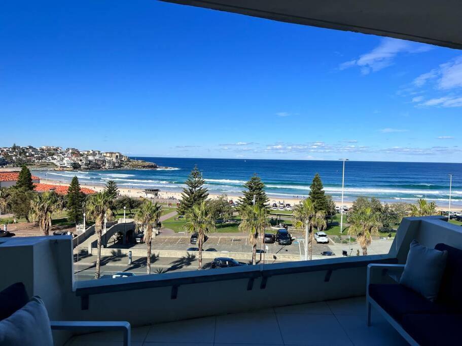 Bondi Beach Waves Beachfront Apartment Sydney Exterior foto