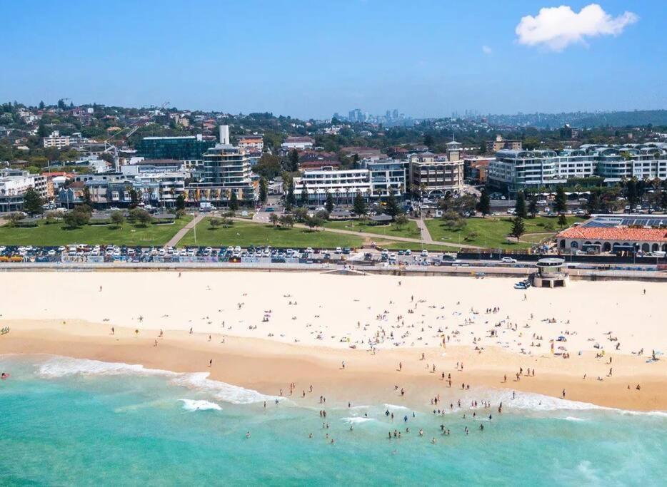 Bondi Beach Waves Beachfront Apartment Sydney Exterior foto