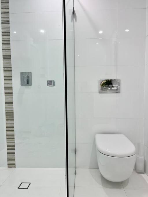 Bondi Beach Waves Beachfront Apartment Sydney Exterior foto