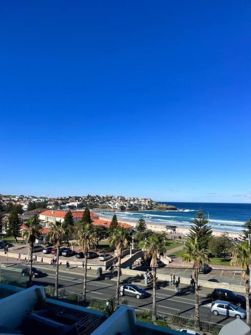 Bondi Beach Waves Beachfront Apartment Sydney Exterior foto