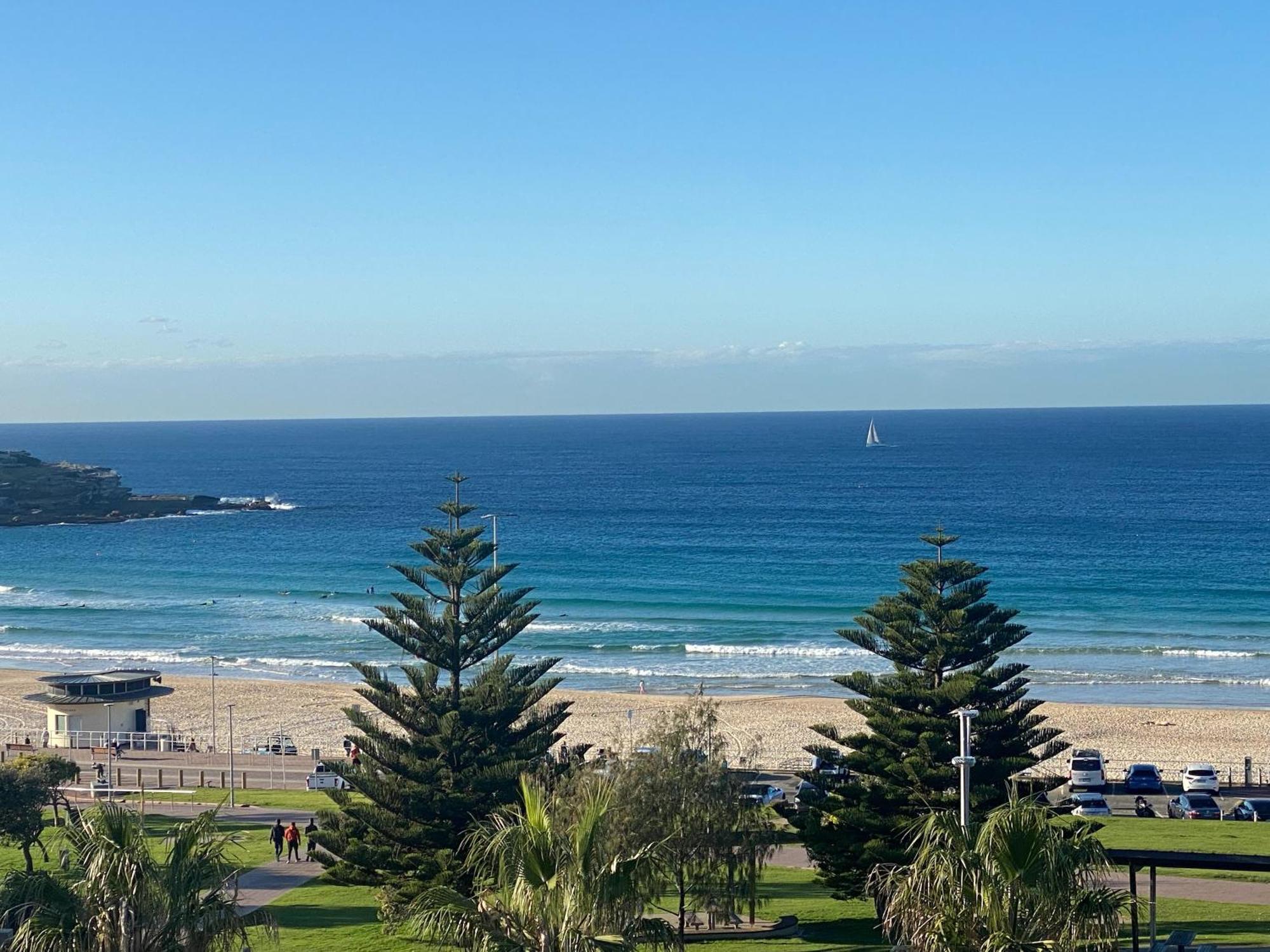 Bondi Beach Waves Beachfront Apartment Sydney Exterior foto